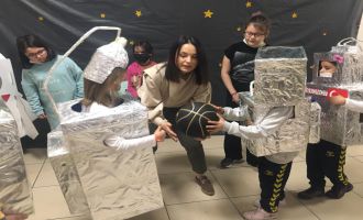 Öğrencilerini uzay yolculuğuna hazırladı 