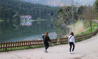 Oteller full doldu, geceliği 500 liraya da oda var, 5 bin liraya da