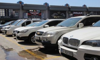 Otomobil satışları Ocak-Mart döneminde yüzde 25,3 azaldı