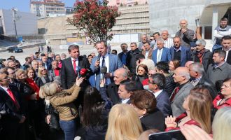 Özcan; ‘Hep birlikte olağanüstü bir şey başardık’
