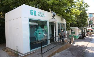 Park, durak gibi kamusal alanlar dezenfekte ediliyor