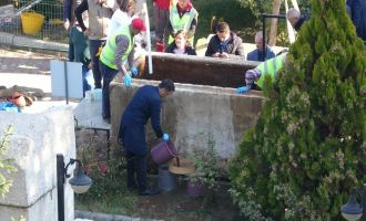 Roma dönemine ait olduğu değerlendirilen lahitten iki iskelet çıktı