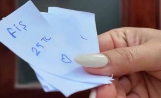 ‘Şikayet var’ diyen zabıtaya el yapımı ‘vergi levhası’