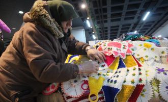 Soğuk havada ekmek mücadelesi.....