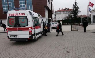 Sosyal Güvenlik Kurumu’na girmeye çalışan korona virüs temaslısı yurda yerleştirildi