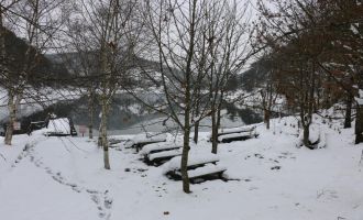 Sünnet Gölü'nde kış güzelliği.....