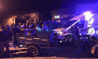 Tarlaya giden genç kız ağaca asılı halde bulundu