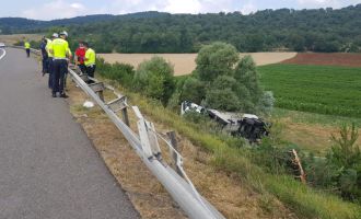 TEM’de şarampole uçan LPG yüklü tanker traktörün üzerine düştü: 1 yaralı