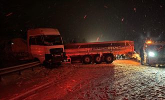 TEM’in Bolu geçişinde ortalık savaş alanına döndü: 7 araç birbirine çarptı....