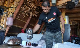 'Ufak bir sürtüşme yaşandı' dedi, 3 kişiyi hastanelik etti