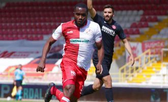 Umutlar Başka Bahara Kaldı 