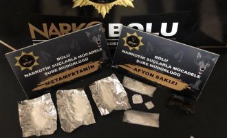 Üzerlerinden 38 parça uyuşturucu çıktı: 1 tutuklama