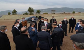 Vali Ümit, Himmetoğlu Köyü’nün Taşınacağı Araziyi İnceledi