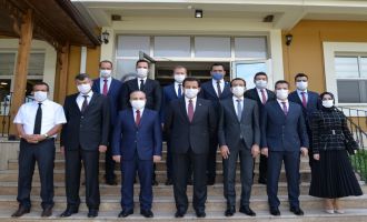 Vali Ümit, Vali Yardımcıları Ve Kaymakamlarla Bir Araya Geldi 