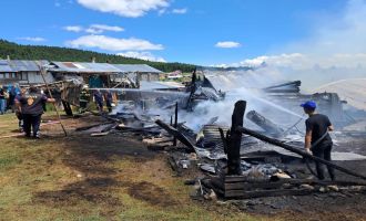 Yayla evi küle döndü…..