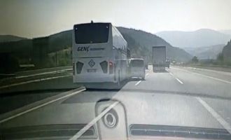 Yolcu otobüsünün önünde takla atan araçtan acı haber: Üniversite öğrencisi hayatını kaybetti