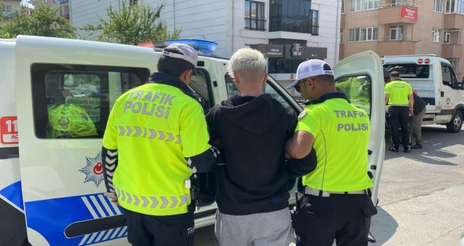 Tek teker şov yaptı, polise yakalandı: 19 bin lira ceza