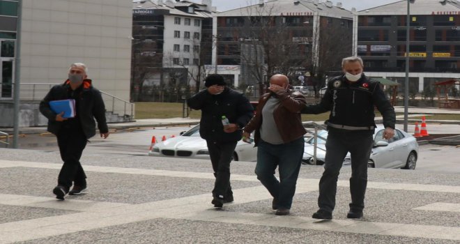 TEM’de 13 kilo 650 gram esrar yakalandı: 2 gözaltı