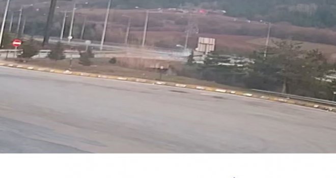 TEM'de 3 kişinin hayatını kaybettiği feci kaza kamerada….