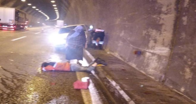 Tünelde feci kaza: 2 yaralı..
