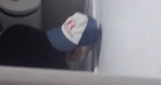 Tuvalette çocukları izlerken kaydedilen yaşlı adamla ilgili yeni gelişme