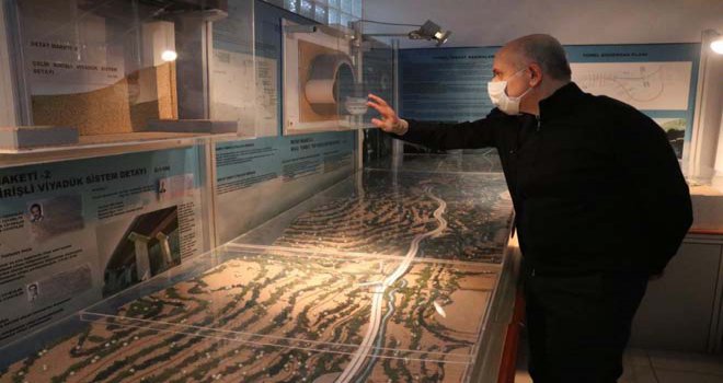 Ulaştırma Bakanı Karaismailoğlu: '68 bin kilometrelik yollarımız anlık olarak izleniyor'