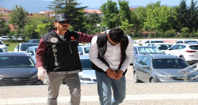 Uyuşturucu operasyonunda 895 adet hap ele geçirildi: 2 tutuklu