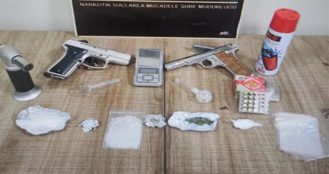 Uyuşturucu sattığı gerekçesiyle yargılanan sanığı savunması da kurtarmadı