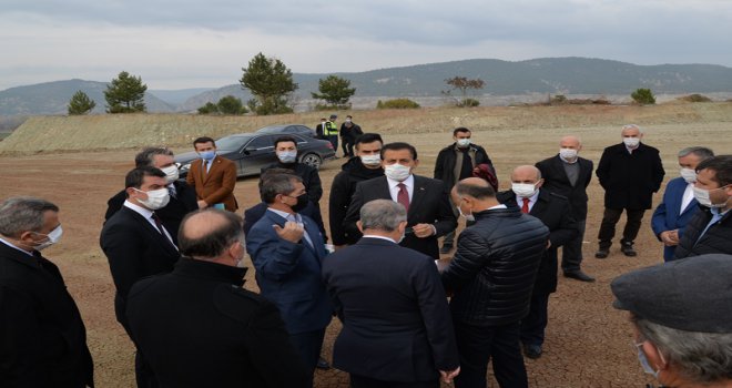 Vali Ümit, Himmetoğlu Köyü’nün Taşınacağı Araziyi İnceledi