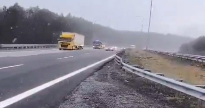 Ve kar yumuşak yüzünü gösterdi 