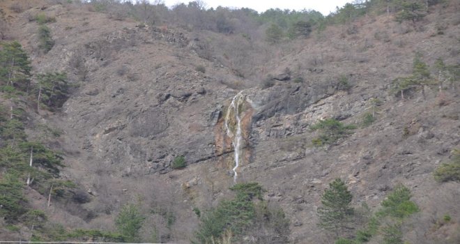 Yağan yağmurlar şelaleye yaradı..