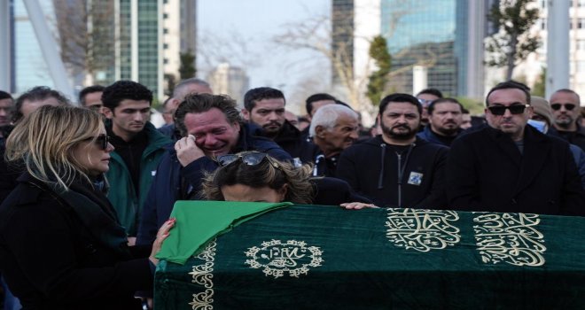 Yangın faciasında hayatını kaybeden İnal ailesine ağlatan veda