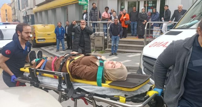 Yaya geçidinden geçen genç kıza otomobil çarptı.....