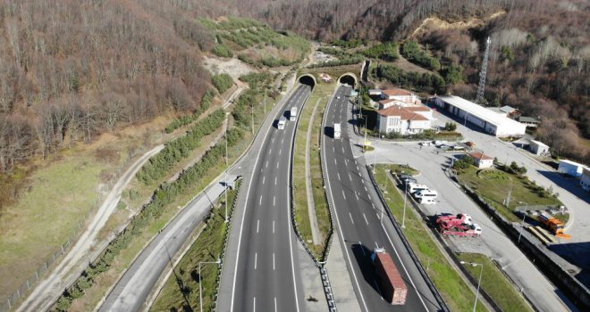 Zorlu kış şartları için 100 ton solüsyon, 5 bin ton tuz depolandı